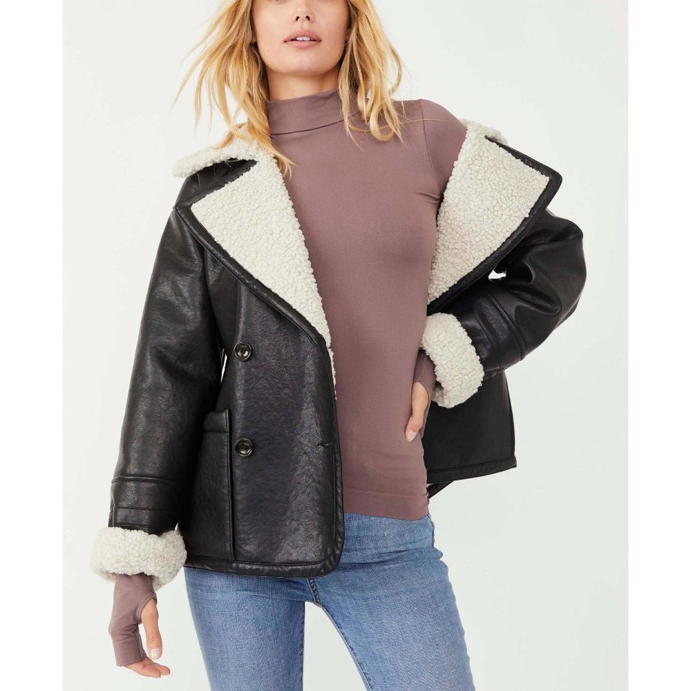 NWT Free People Rocky Seamless Turtleneck / Frosted Figs - Picture 5 of 7